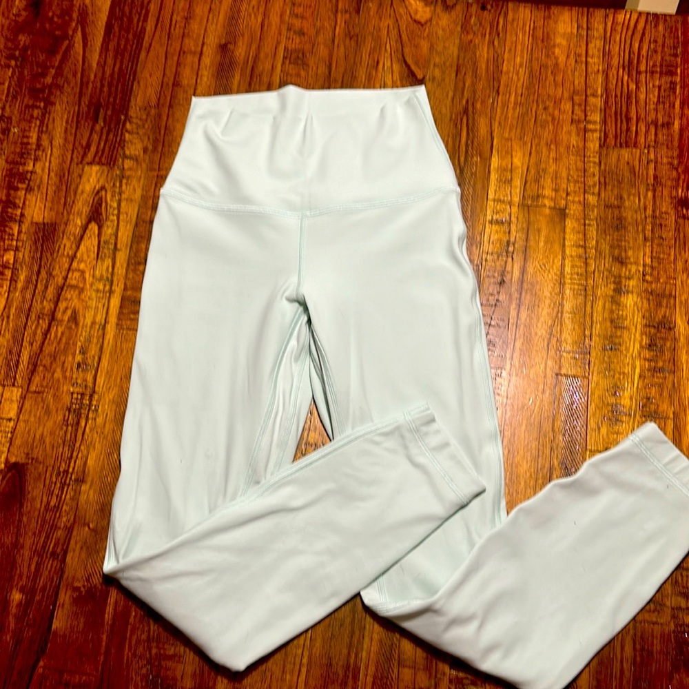 Lululemon NWOT mint green double layered Align Lululemon leggings High Rise 25”